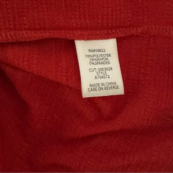 Max Studio Pullover Cherry Red Smocked Peasant Blouse Womens Large - Picture 5 of 5